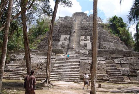 Lamanai Mayan Ruins