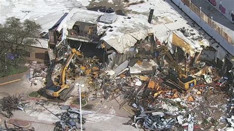 Valley View Center's final demolition underway following criminal ...