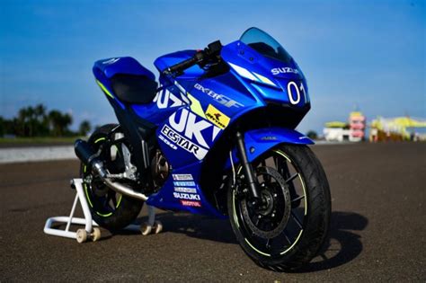 SUZUKI GIXXER SF 250 MOTOGP EDITION UNVEILED: FIRST LOOK - GearOpen.com