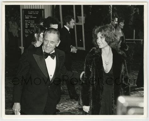 WILLIAM HOLDEN/STEFANIE POWERS 8x10 photo '80 attending an AFI function ...