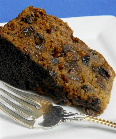 Applesauce Raisin Cake - Discovery Cooking | Recipe | Boiled raisin ...