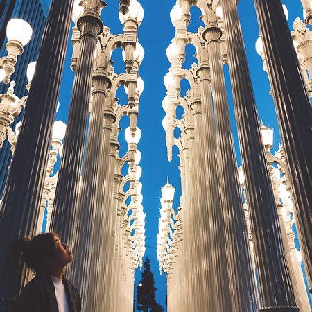 Urban Light (Los Angeles) - 2018 All You Need to Know Before You Go ...