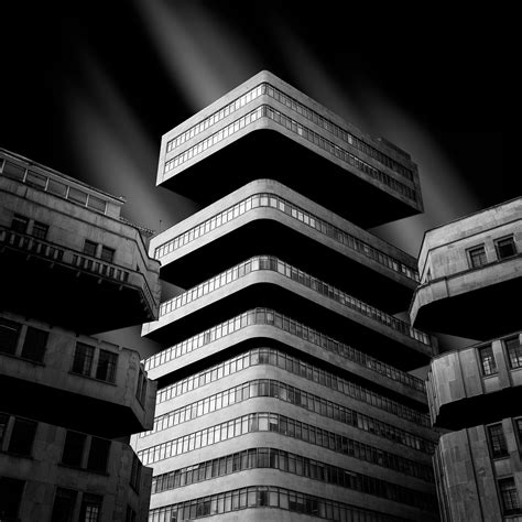 Mesmerizing Monochrome Pictures of Deconstructed Architecture – Fubiz Media