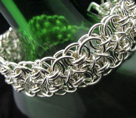 Chainmaille By MBOI: Helm Chainmaille Pattern | Chain maille jewelry ...