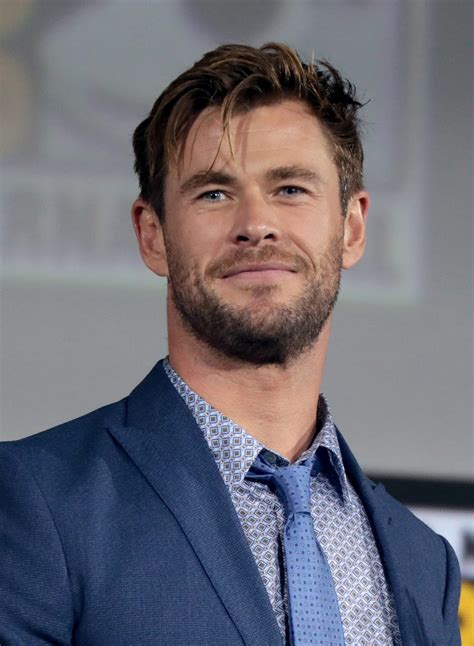 What is the Star Sign of Chris Hemsworth? - AstrologySpark