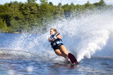 Choosing the Correct Slalom Water Ski