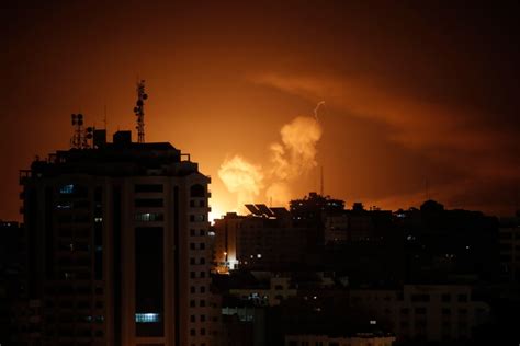 Israel strikes targets in the Gaza Strip, drawing new rocket barrage ...