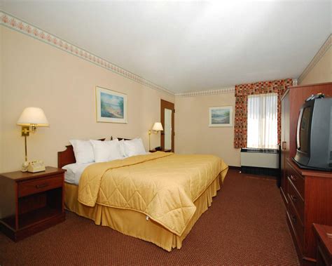 Comfort Inn Presque Isle in Erie, PA - (814) 835-4...