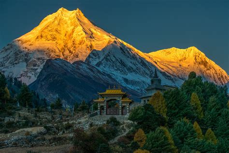 moss images: Nepal Part 1, Big Mountains