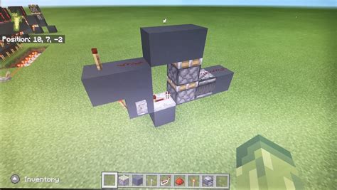 Pretty good double piston extender (bedrock) of my own design (needs about 2 seconds between ...