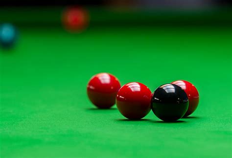 Snooker Ball On The Green Snooker Table At Snooker Club Stock Photo ...