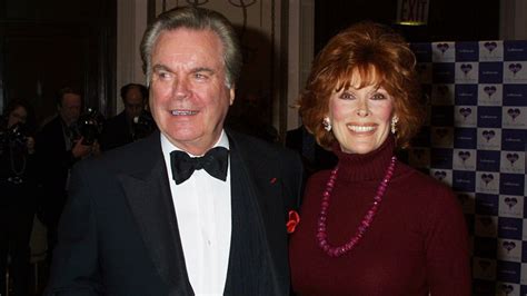 Jill St. John, Robert Wagner's Wife: 5 Fast Facts