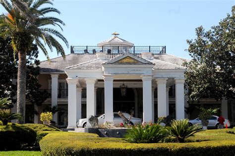 Five Things You Need to Know About Florida's Famous Versailles Home