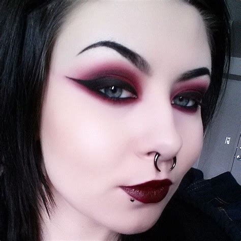 If i was your vampire ♡ | Gothic makeup, Punk makeup, Vampire makeup