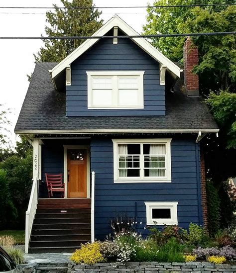 20++ Best Exterior Colors For Small Houses - PIMPHOMEE