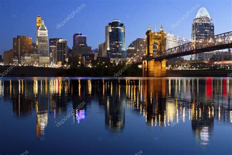 Cincinnati skyline. — Stock Photo © rudi1976 #12301135