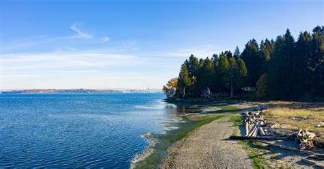 How To Take An Incredible Day Trip To Bainbridge Island From Seattle