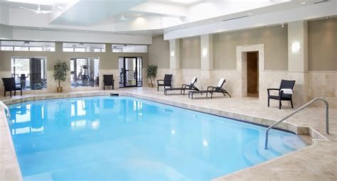 Swim and Stay: The Best Family-Friendly Hotels with Pools in Ontario