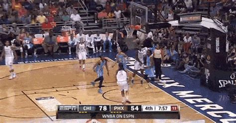 Brittney Griner Dunk GIFs - Find & Share on GIPHY