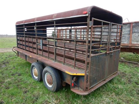 DR 16 FT LIVESTOCK TRAILER; VIN/SN:DR12289119 --T/A, GOOSENECK, BARN ...