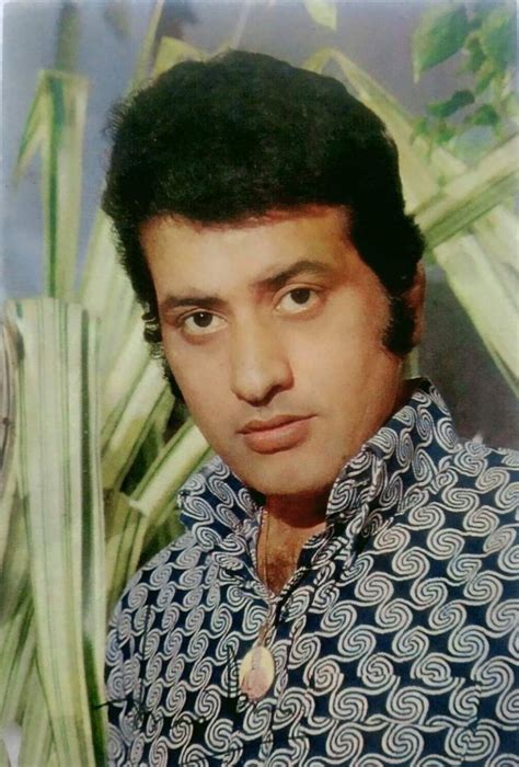 Manoj Kumar | Vintage bollywood, Bollywood photos, Retro bollywood