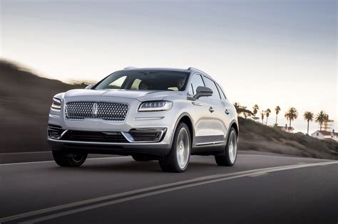 2019 Lincoln Nautilus Debuts Sounding Way Cooler Than "Lincoln MKX" - autoevolution