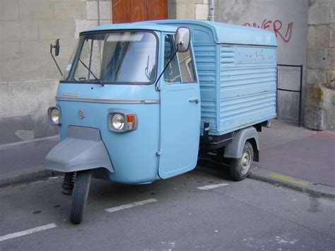 File:Piaggio Vespacar APE P400V MPF.dsc01304.jpg - Wikimedia Commons