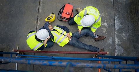 Steps to Take After a Construction Site Fall Accident | Dreyer Boyajian LLP