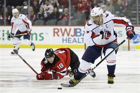 Ovechkin scores in 4-goal 2nd period, Capitals beat Devils - Monday ...