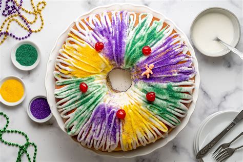 How to Make a Louisiana King Cake | Recipe | King cake recipe, King ...