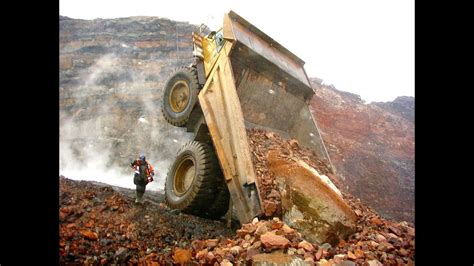 Heavy machinery accidents, mishaps and other interesting mining photos ...