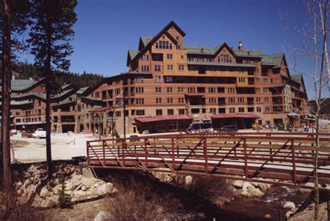 Zephyr Mountain Lodge At The Village At Winter Park - Winter… – Hines