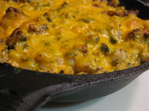 food for scot: Green Chile Hominy Casserole with Chorizo