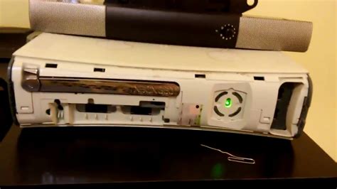 X Box 360 Disc Tray Won't Open / Eject / Stuck - SOLVED! - YouTube