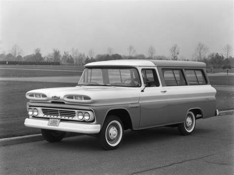 1960 Chevrolet Suburban Carryall ★。☆。JpM ENTERTAINMENT ☆。★。 I want this, Love the jet port hood ...