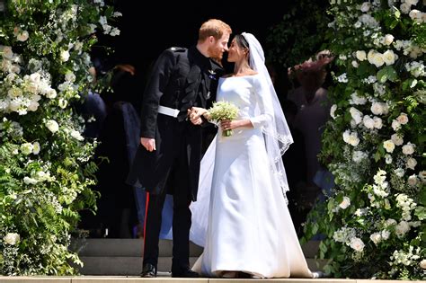 How Much Did Meghan Markle's Wedding Dress Cost? | POPSUGAR Fashion