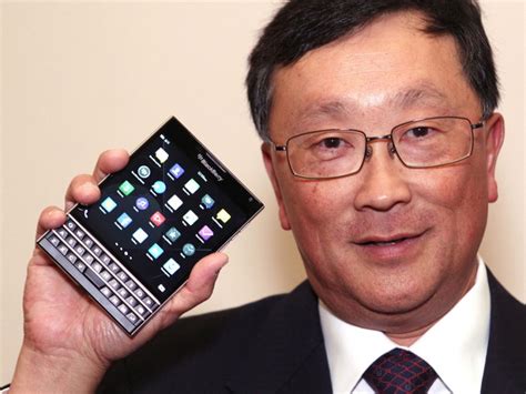 Do NOT buy a Blackberry Passport until you read this