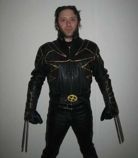 Wolverine Costume With Retractable Claws | Wolverine costume, Cosplay ...