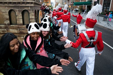 Thanksgiving Day Parade - ABC News