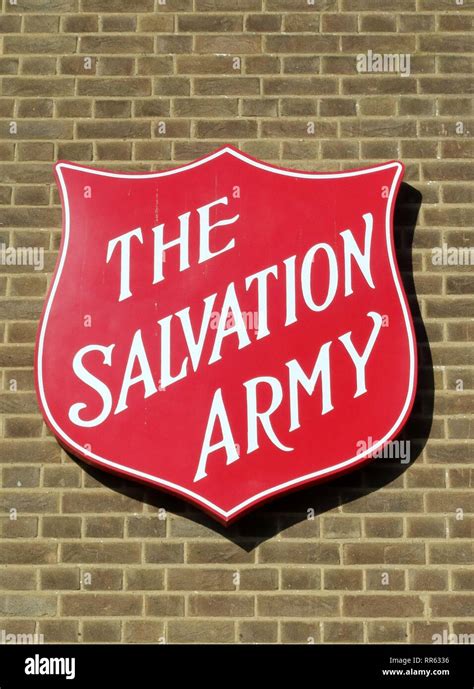 Salvation army logo hi-res stock photography and images - Alamy