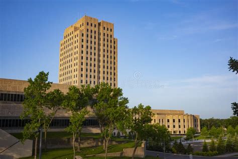 The 21-story Art Deco North Dakota State Capitol in Bismarck Stock ...