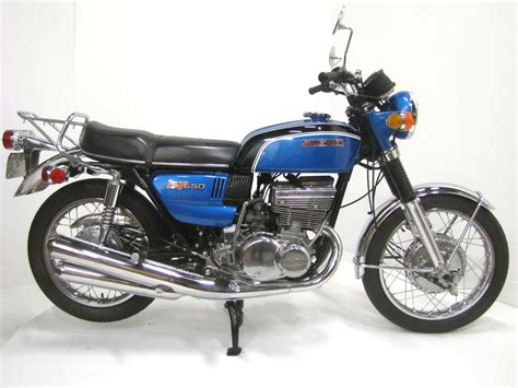 1972 Suzuki GT550J - National Motorcycle Museum