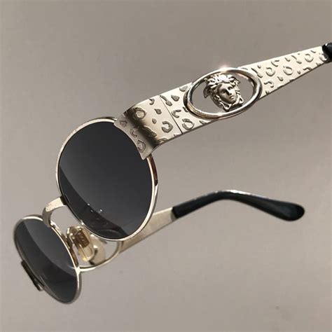 Versace - Medusa Sunglasses - Vintage - Catawiki