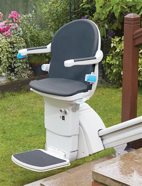 Handicare 1000 (Outdoor) - National Stairlifts