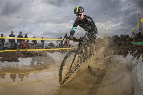 UCI Cyclo-cross World Cup 2019/20: France men's final