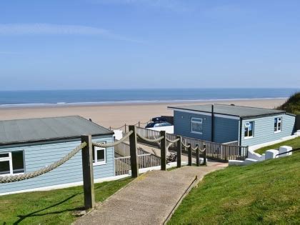 Beachfront Filey Cottages | Seafront with Sea Views