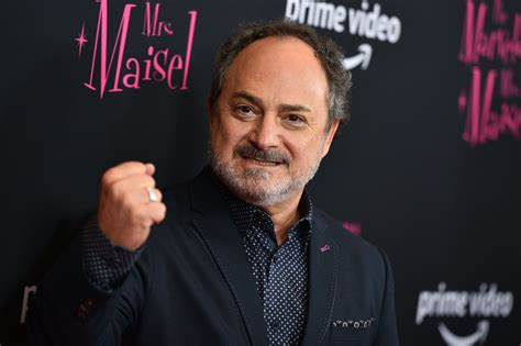 Kevin Pollak Talks Playing Moishe on 'The Marvelous Mrs. Maisel'