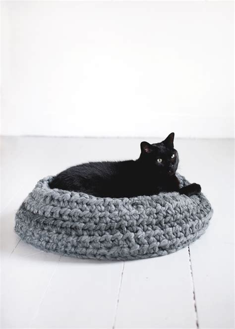 DIY Crochet Cat Bed - The Merrythought