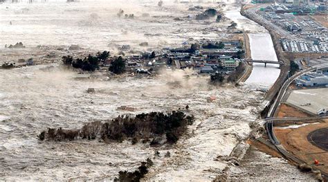 The 2011 Japanese Earthquake and Tsunami | Oye! Times