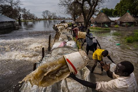 South Sudan Floods — Lynsey Addario